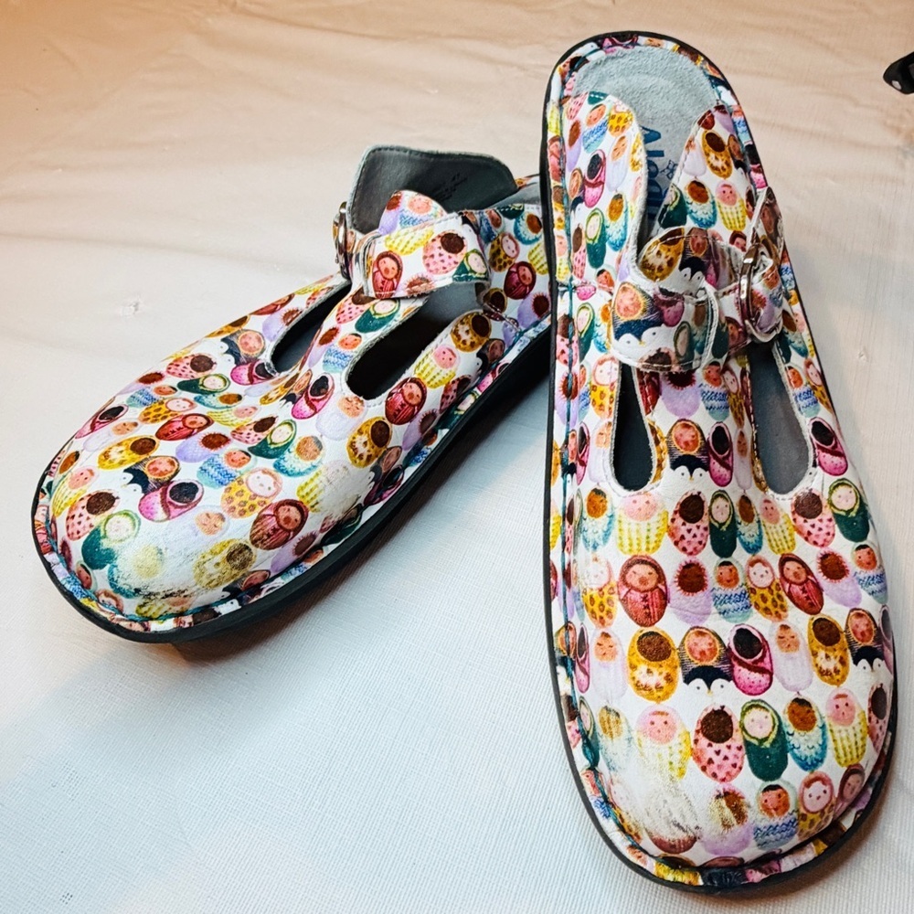 Alegria Sandals with Colorful Pattern
